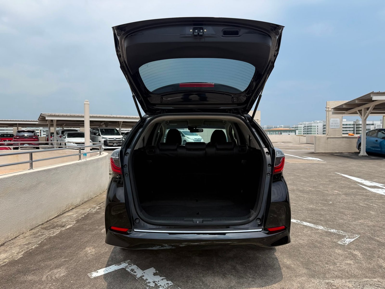 Honda Shuttle 1.5G Sensing photo 9